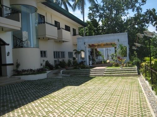 Davao Eagle Ridge Resort Exterior photo